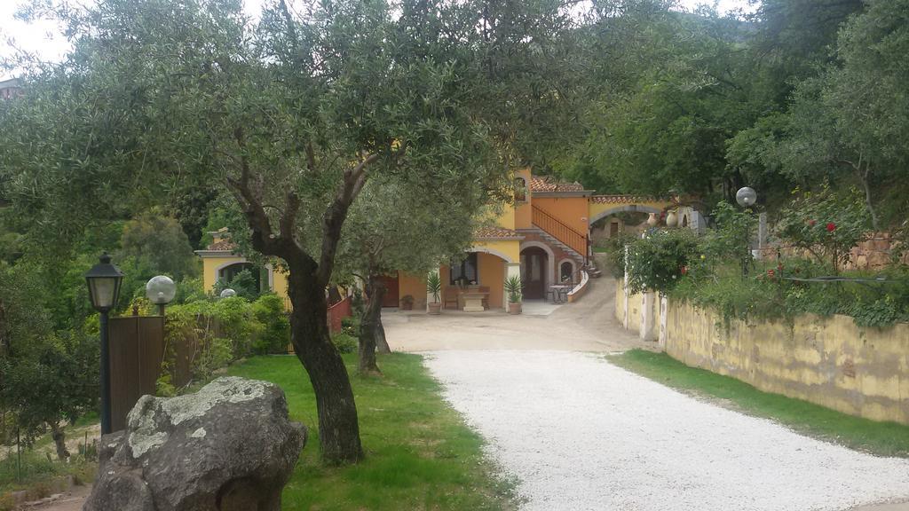 Le Roverelle Ilbono Екстериор снимка